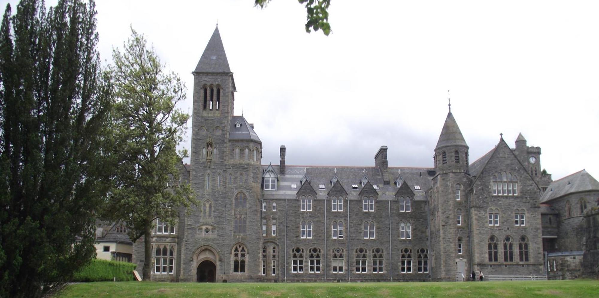 Raven Wing Apartments - Highland Club Scotland ฟอร์ตออกัสตัส ภายนอก รูปภาพ