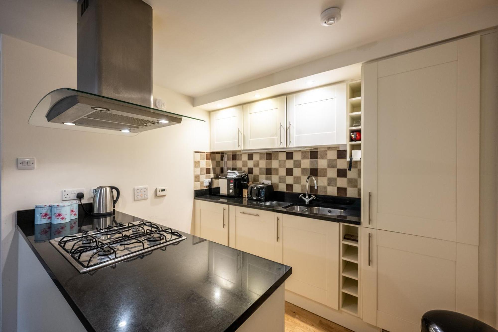 Raven Wing Apartments - Highland Club Scotland ฟอร์ตออกัสตัส ภายนอก รูปภาพ