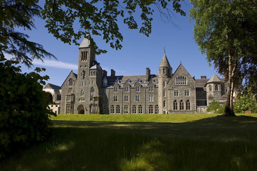 Raven Wing Apartments - Highland Club Scotland ฟอร์ตออกัสตัส ห้อง รูปภาพ